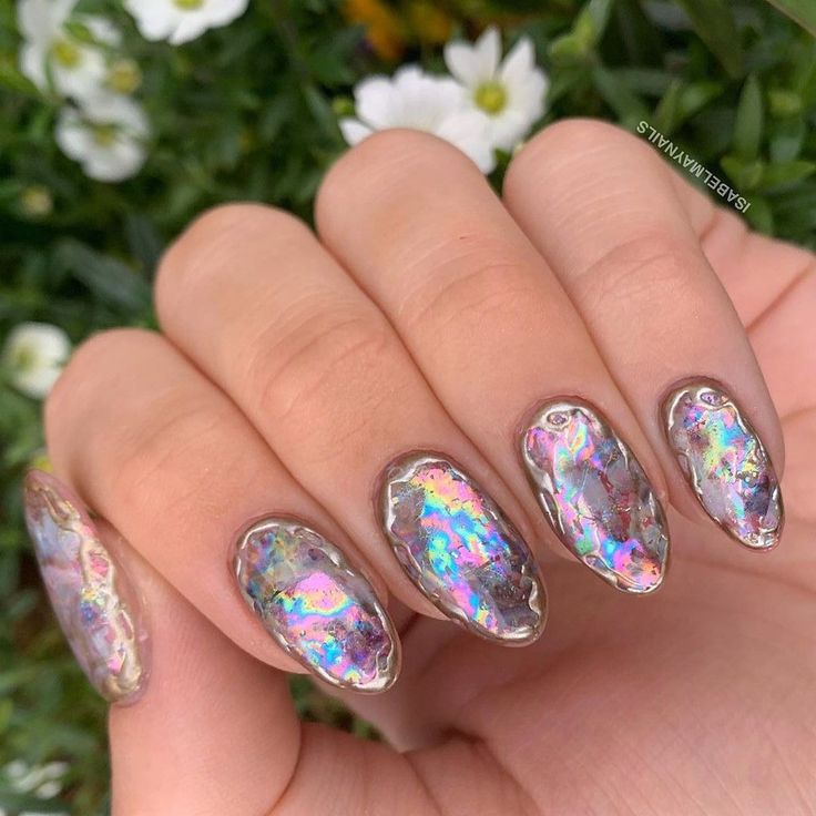 Oyster Shell Nails 